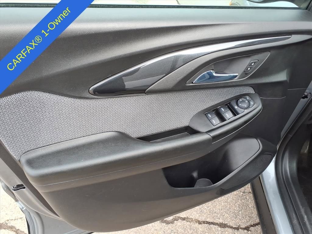 Thumbnail: 2023 Chevrolet TrailBlazer - 14