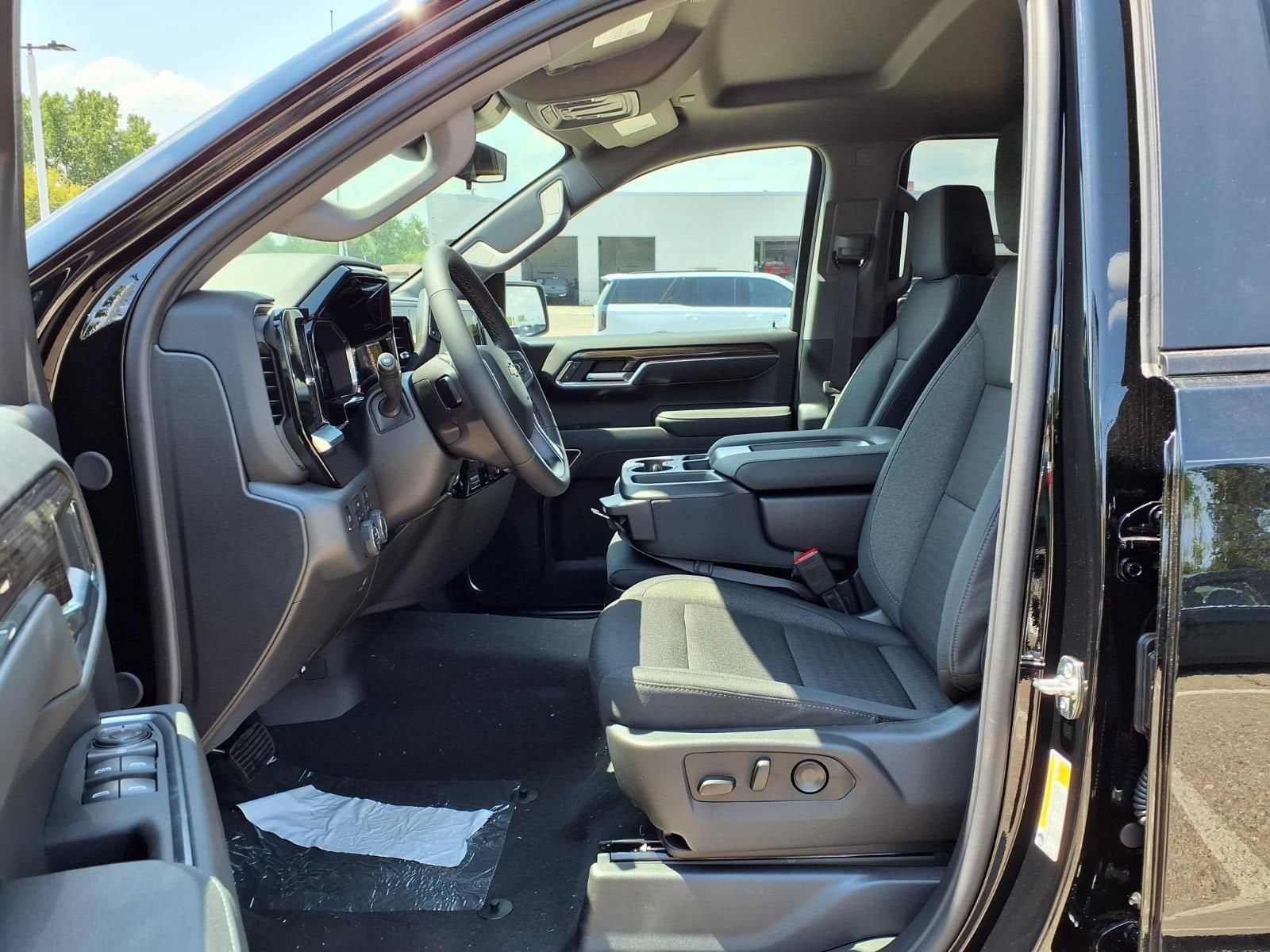 2026 Chevrolet Silverado 1500 LT - Photo 12