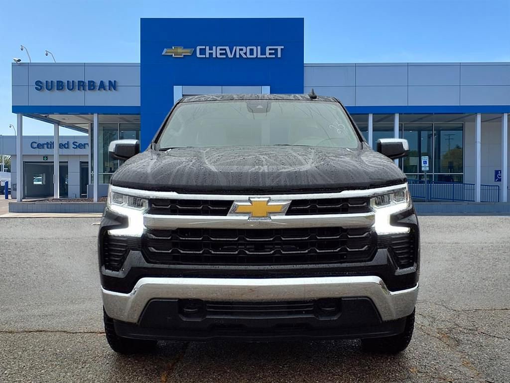 2026 Chevrolet Silverado 1500 LT photo 2