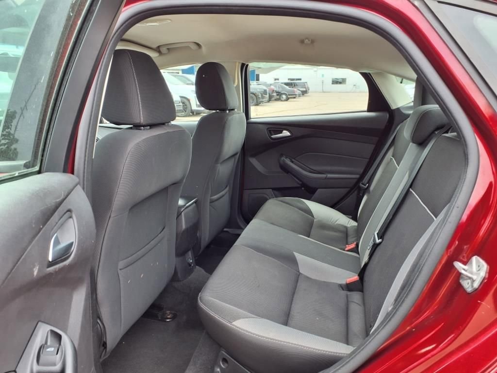 Thumbnail: 2013 Ford Focus - 10