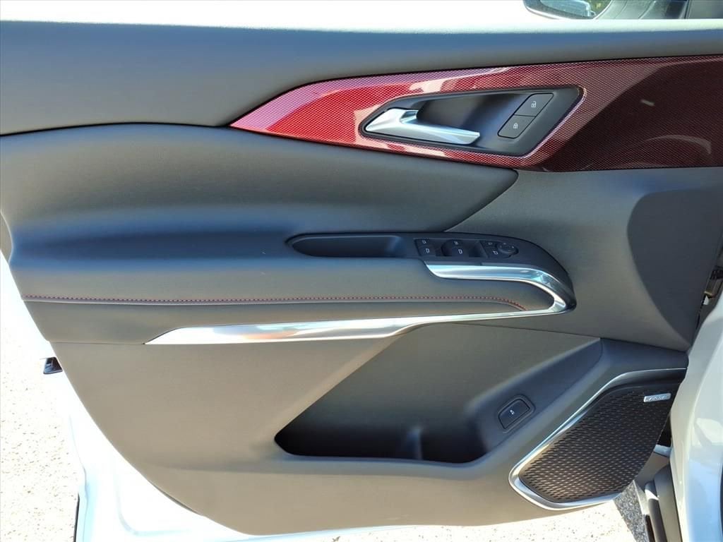 Thumbnail: 2026 Chevrolet Traverse - 11