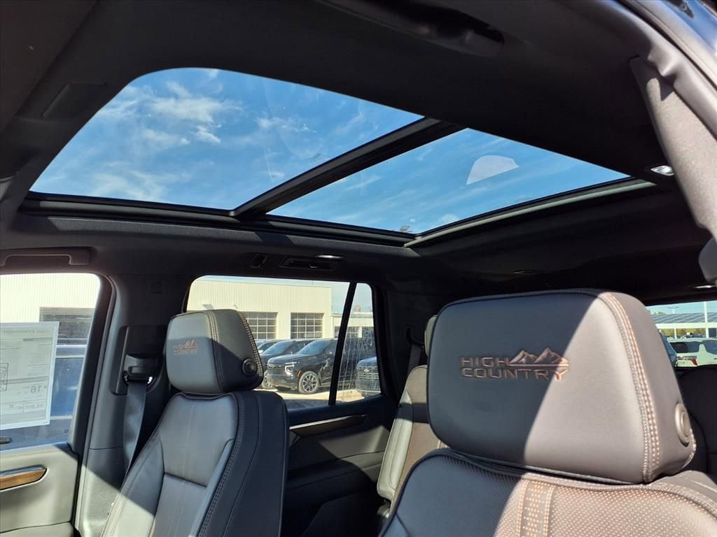 Thumbnail: 2026 Chevrolet Tahoe - 16