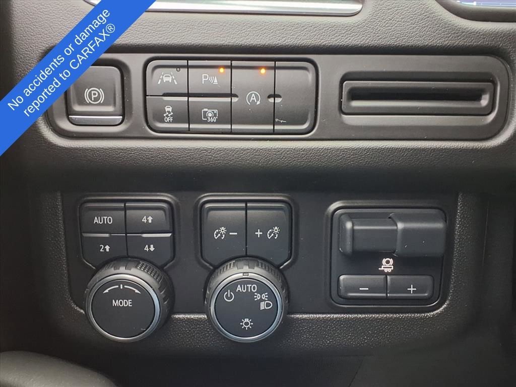 Thumbnail: 2024 Chevrolet Tahoe - 30