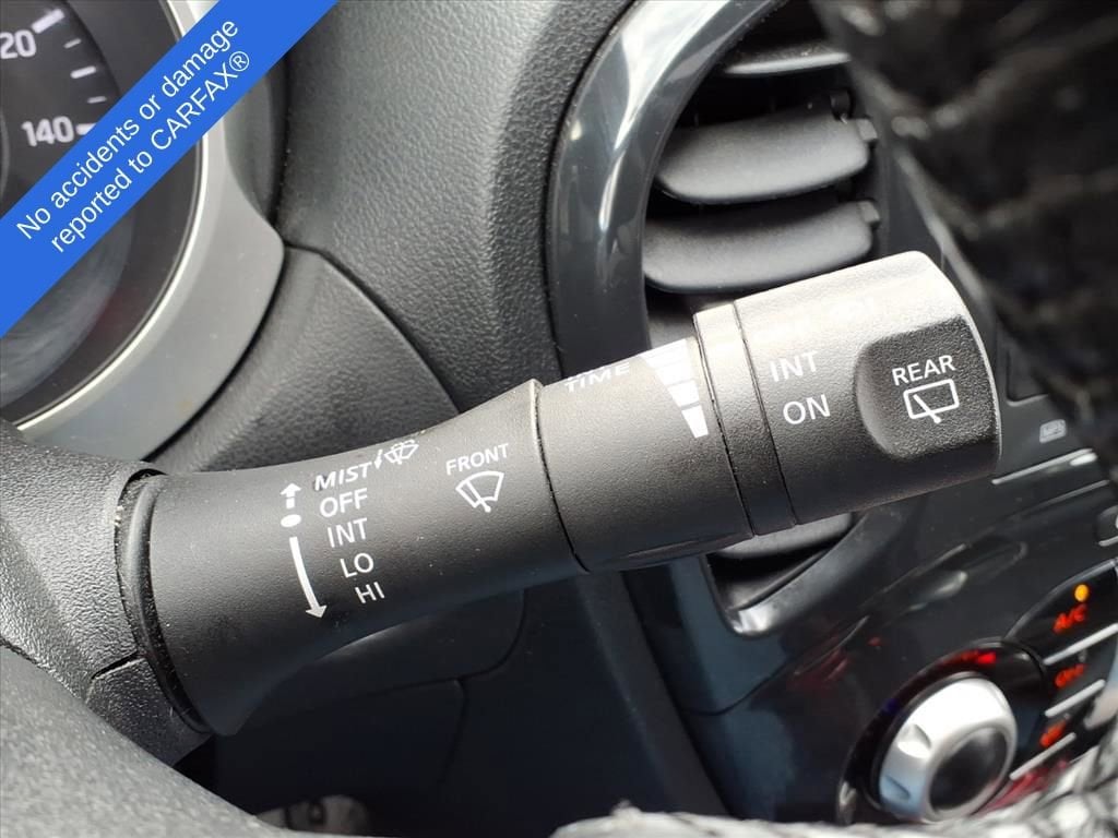 Thumbnail: 2012 Nissan Juke - 23