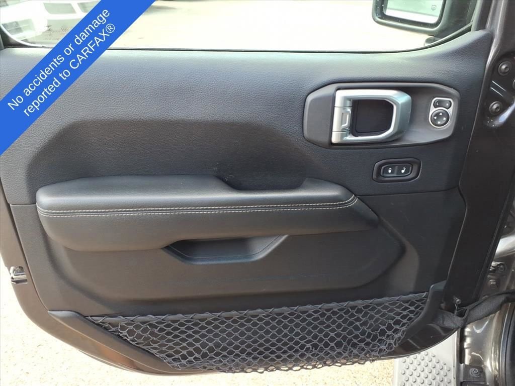 Thumbnail: 2018 Jeep Wrangler - 16