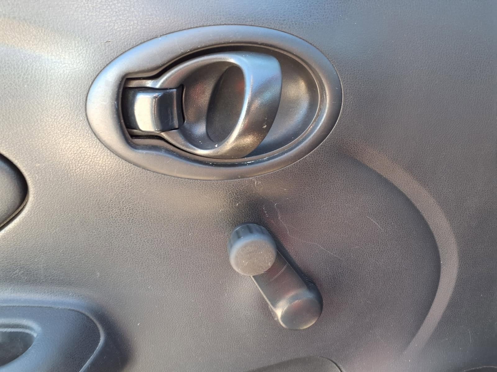 Thumbnail: 2017 Nissan Versa - 14