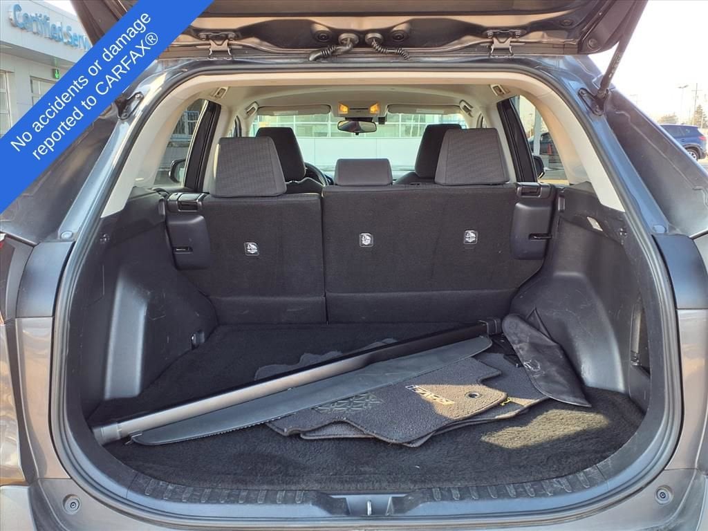 Thumbnail: 2019 Toyota RAV4 - 12