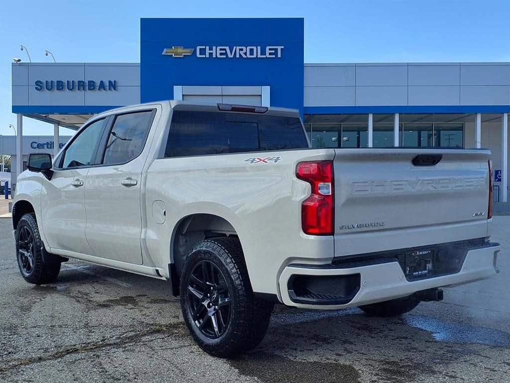 Thumbnail: 2026 Chevrolet Silverado 1500 - 6