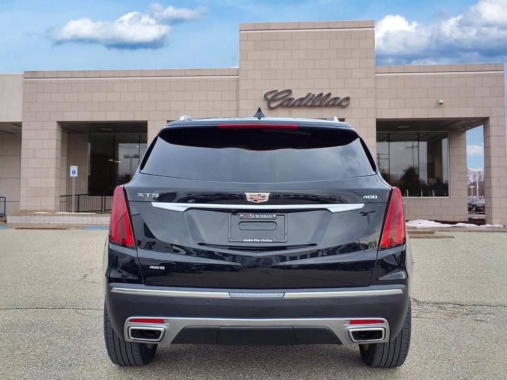 Thumbnail: 2024 Cadillac XT5 - 6