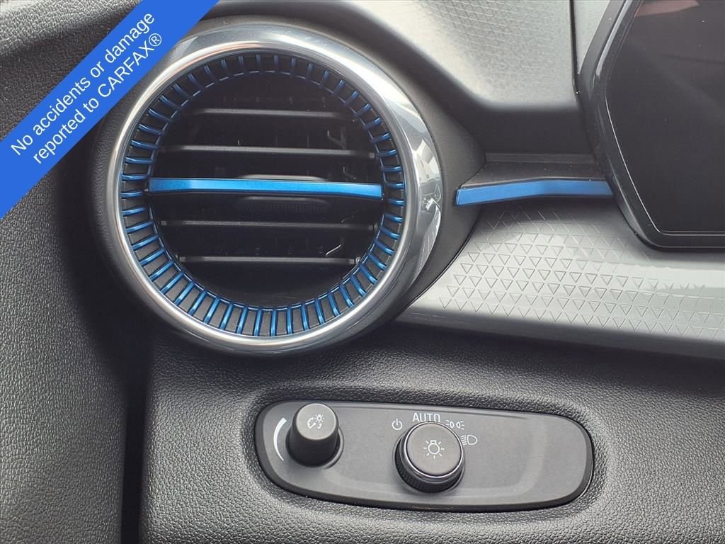 Thumbnail: 2025 Chevrolet Trax - 30