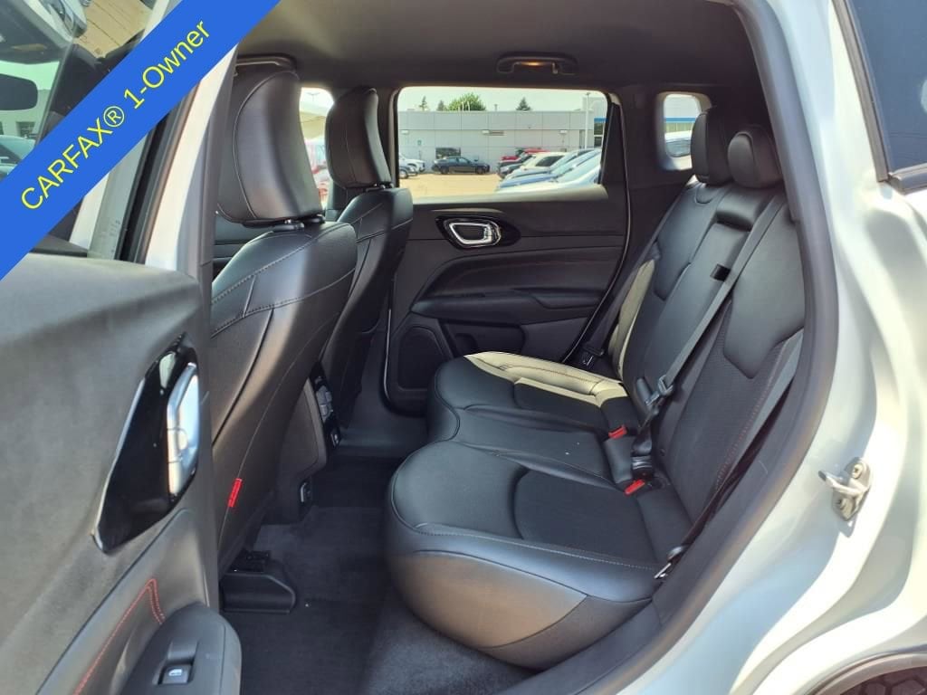 2025 Jeep Compass Trailhawk 12