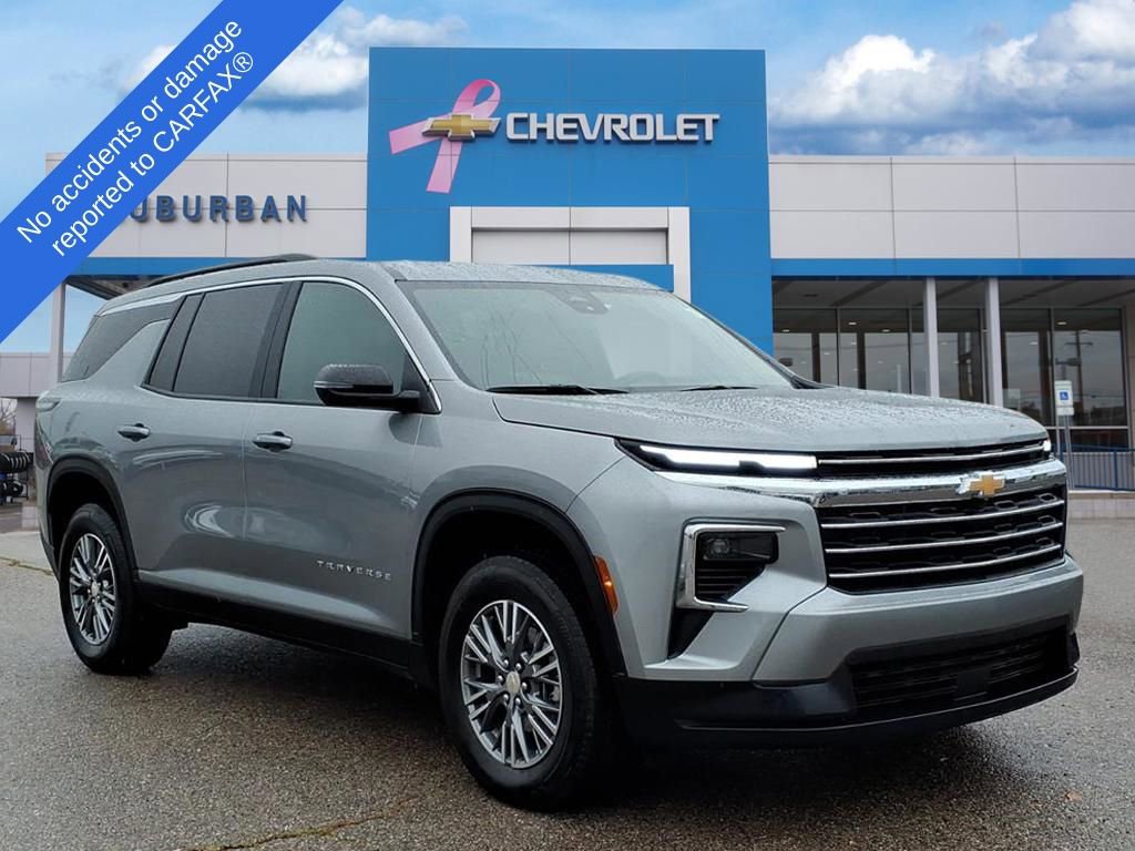 2025 Chevrolet Traverse photo 3