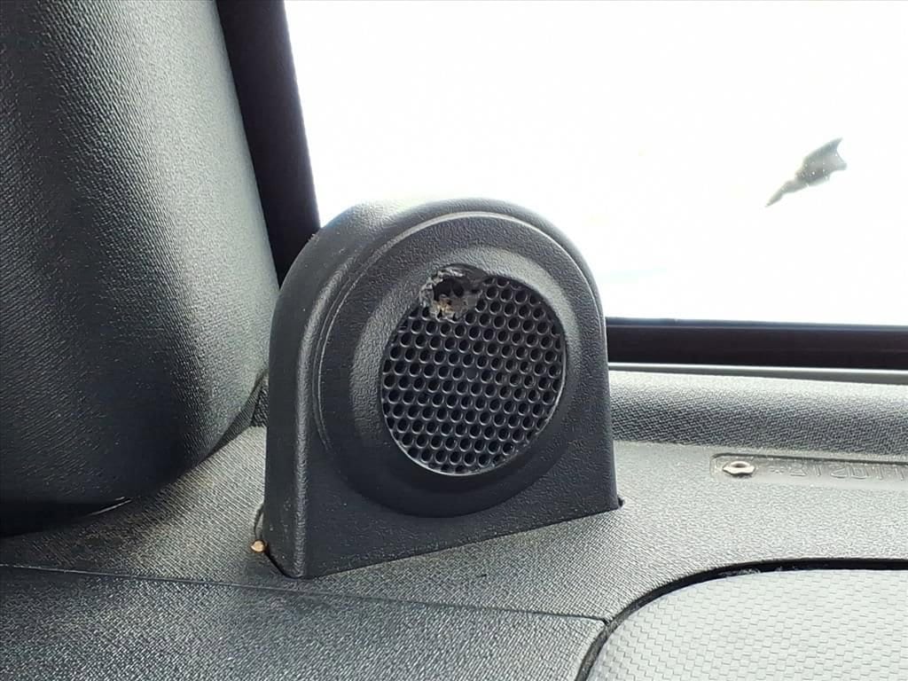 Thumbnail: 2010 Jeep Wrangler - 17