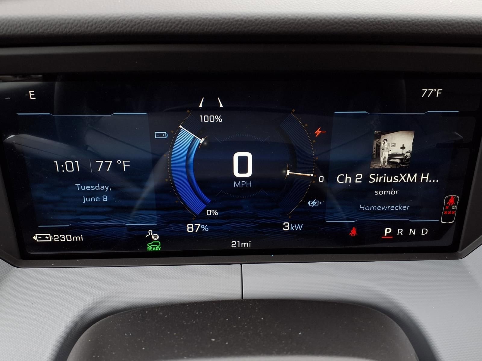 2027 Chevrolet Bolt RS - Photo 16