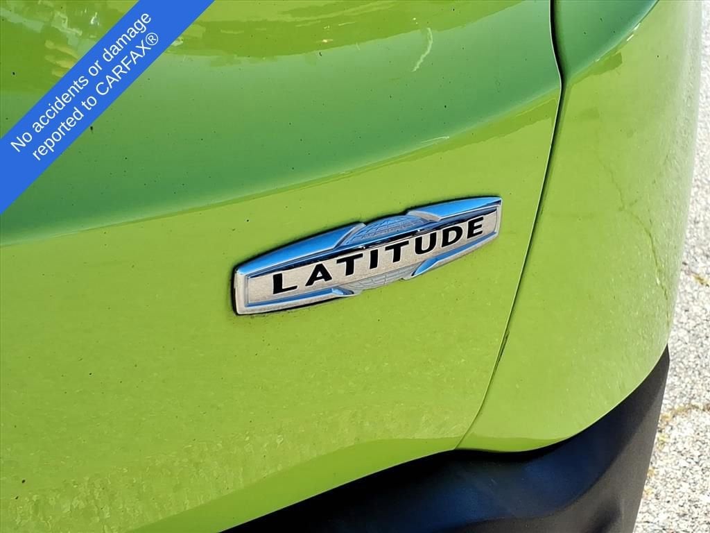 Thumbnail: 2017 Jeep Renegade - 12