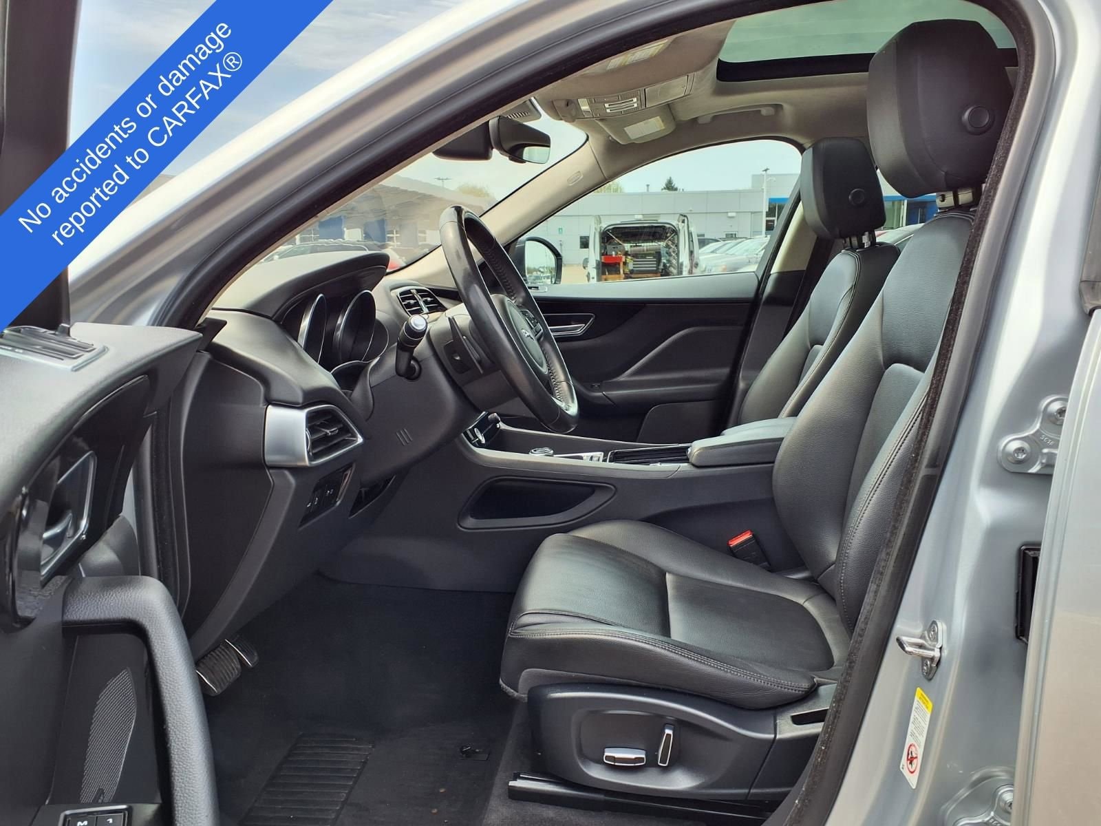 Thumbnail: 2019 Jaguar F-Pace - 20