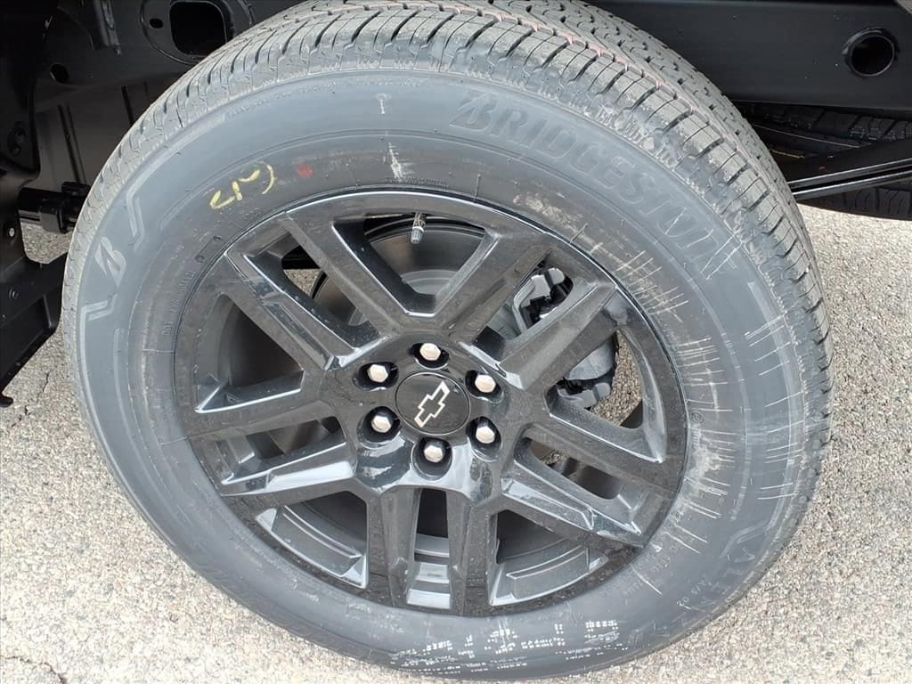 Thumbnail: 2026 Chevrolet Silverado 1500 - 7