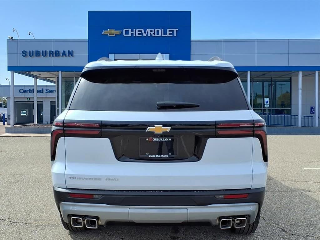 Thumbnail: 2026 Chevrolet Traverse - 5