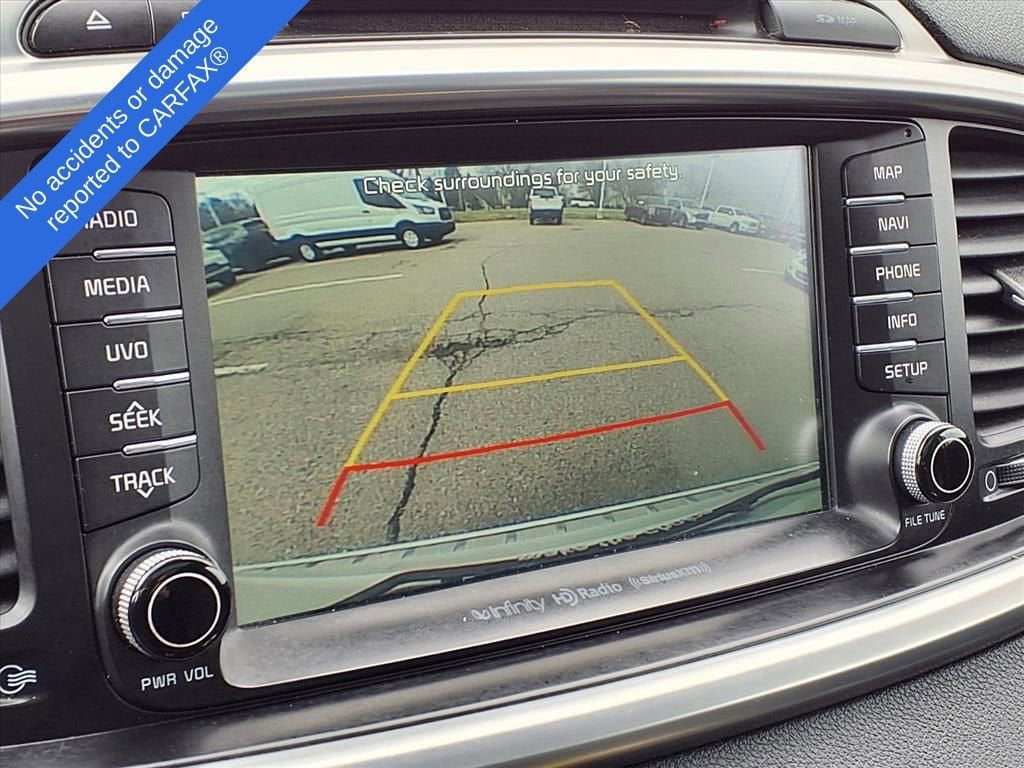 Thumbnail: 2016 Kia Sorento - 26