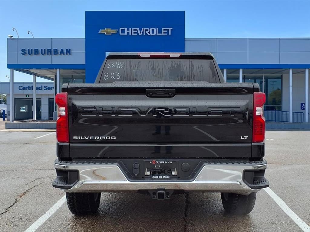 Thumbnail: 2026 Chevrolet Silverado 1500 - 5