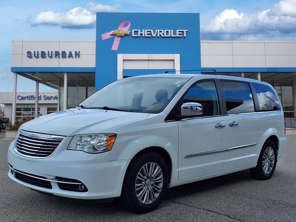 2016 Chrysler Town & Country Touring -
                  Ann Arbor, MI