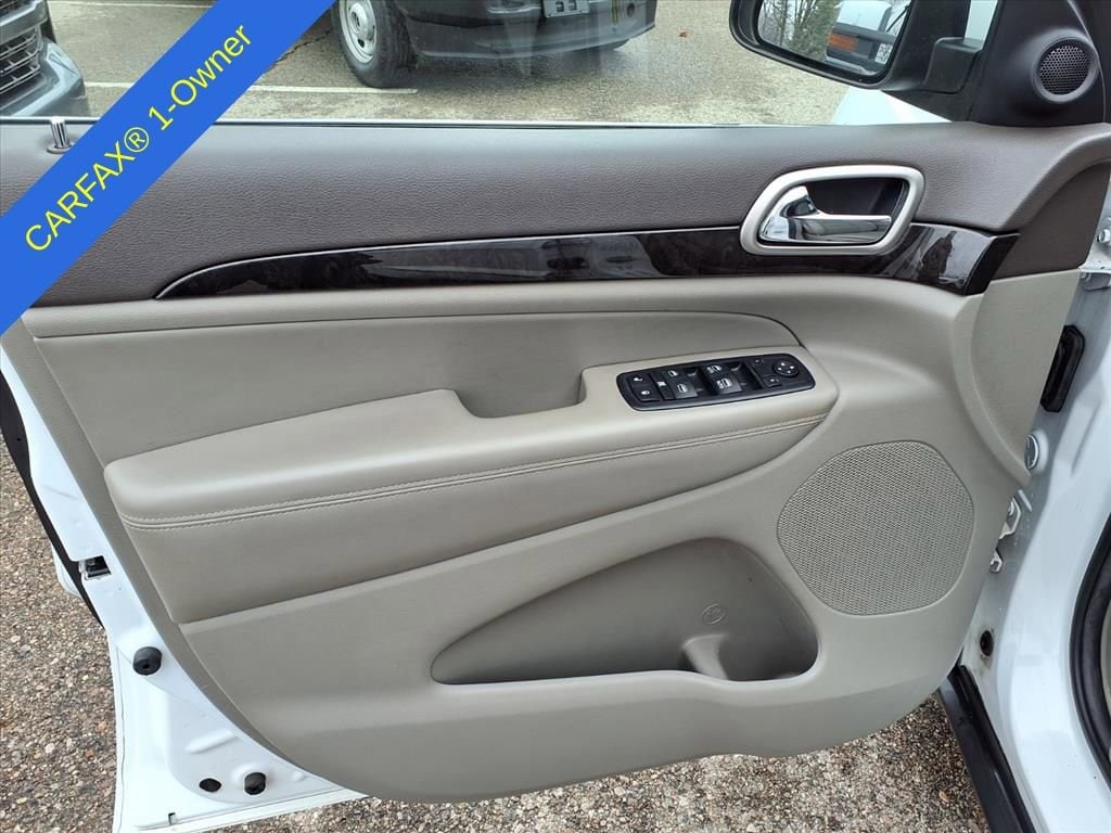 Thumbnail: 2013 Jeep Grand Cherokee - 16