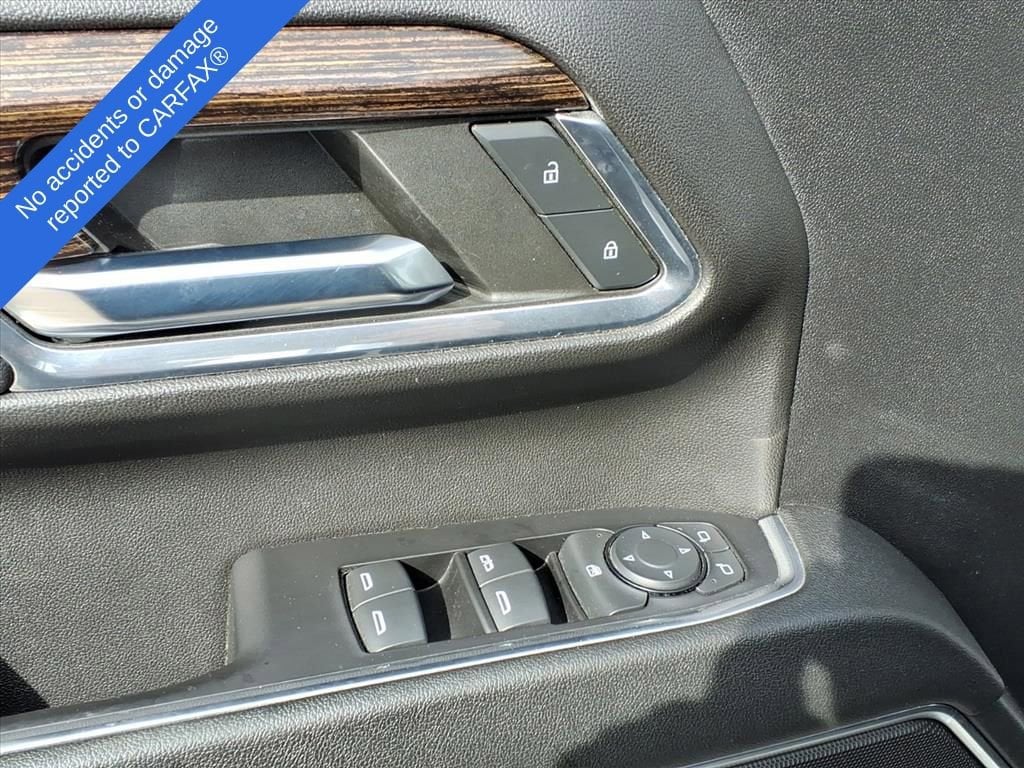 Thumbnail: 2024 GMC Sierra 3500 - 24