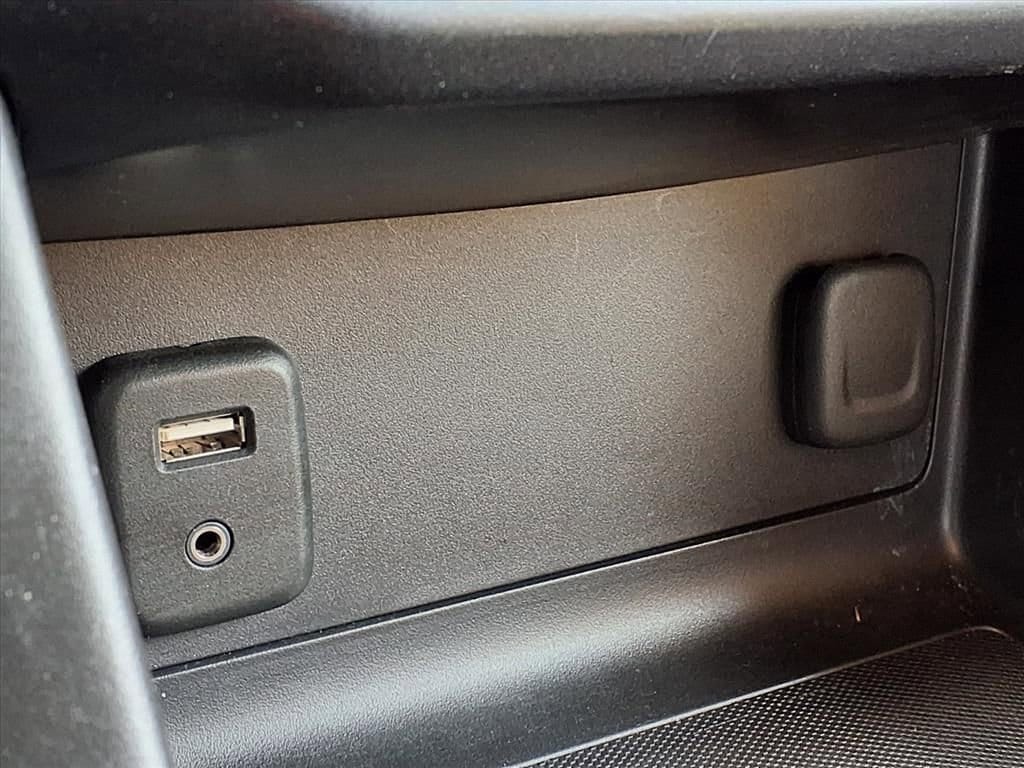 Thumbnail: 2016 GMC Canyon - 27