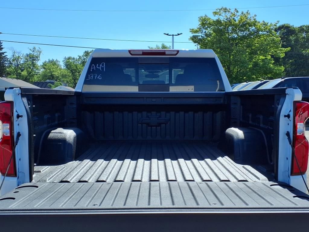 Thumbnail: 2025 Chevrolet Silverado 1500 - 8