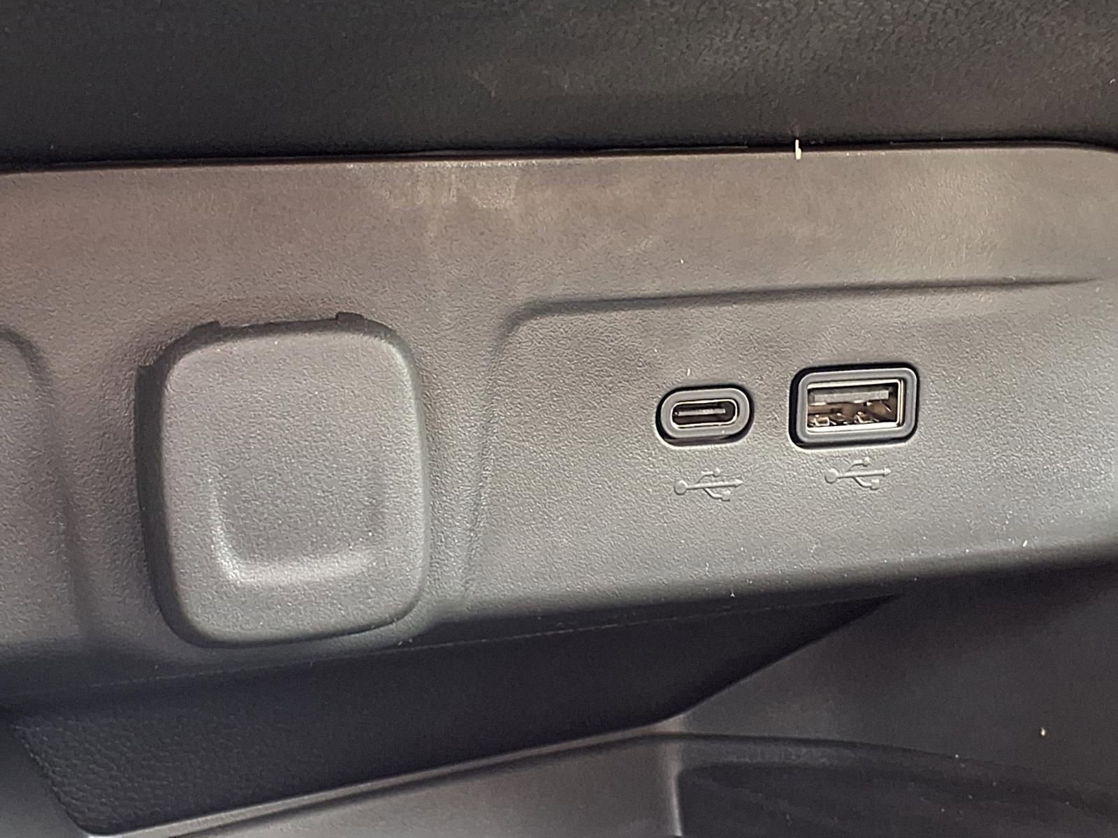 Thumbnail: 2026 Chevrolet Trax - 21