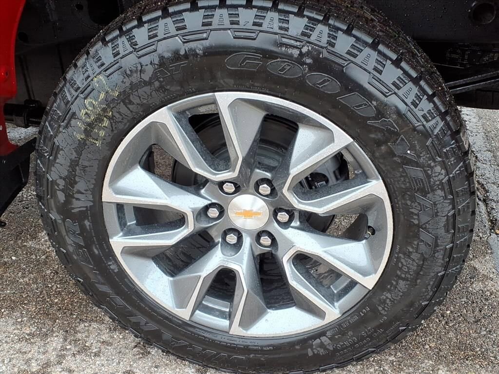 Thumbnail: 2026 Chevrolet Silverado 1500 - 7