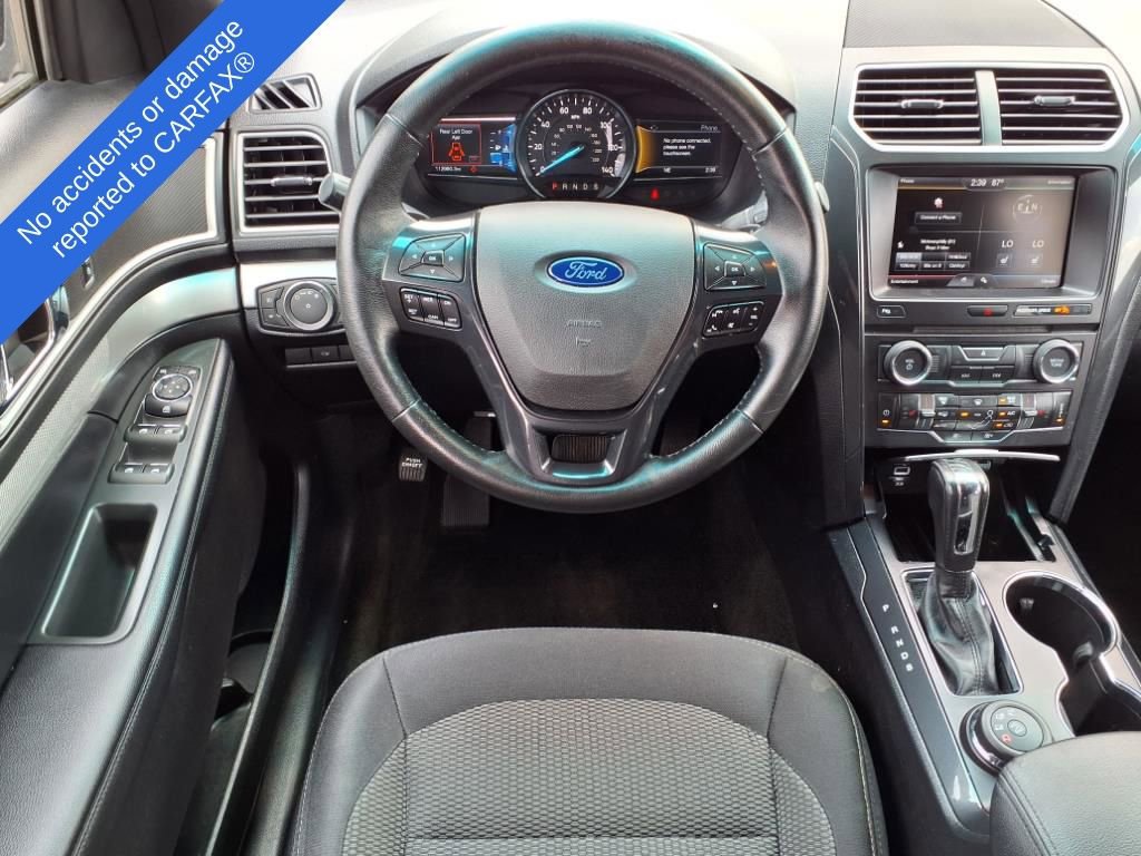 2016 Ford Explorer XLT 14
