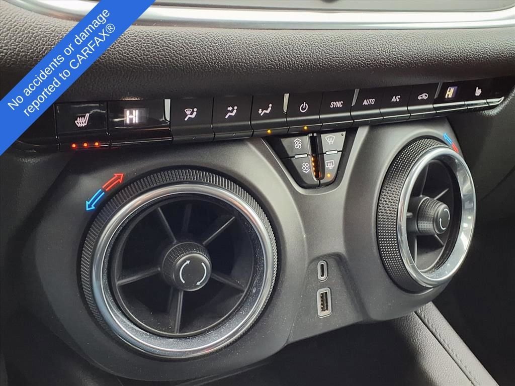 Thumbnail: 2021 Chevrolet Blazer - 24