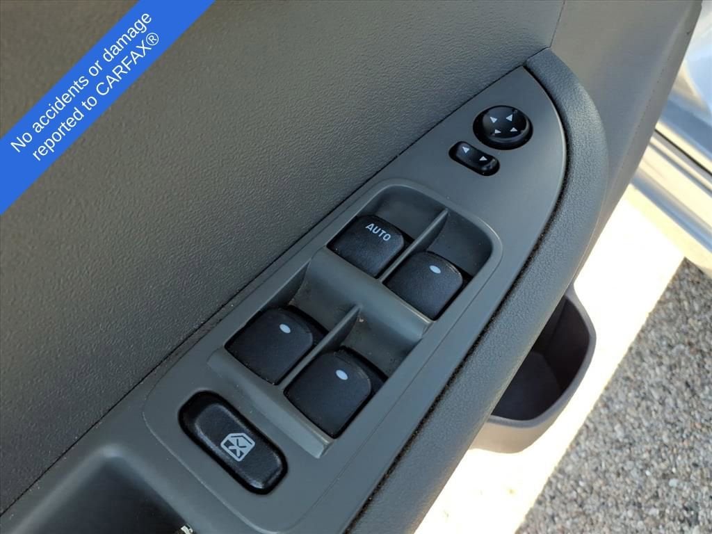 Thumbnail: 2012 Chevrolet Malibu - 14