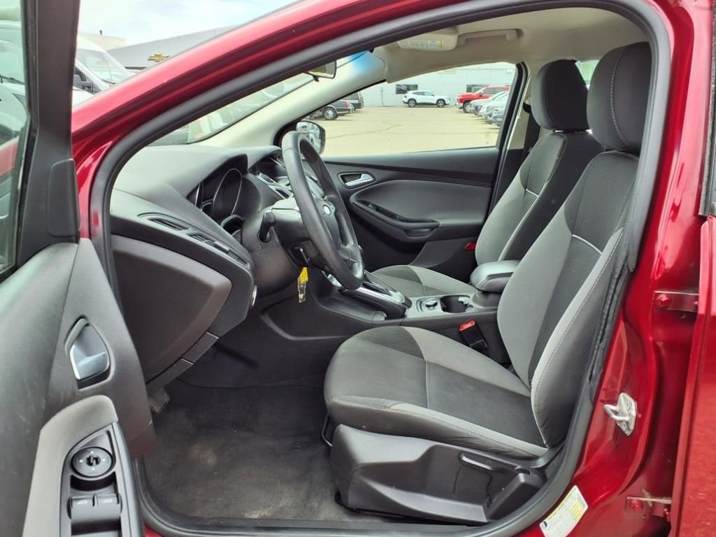 Thumbnail: 2013 Ford Focus - 16
