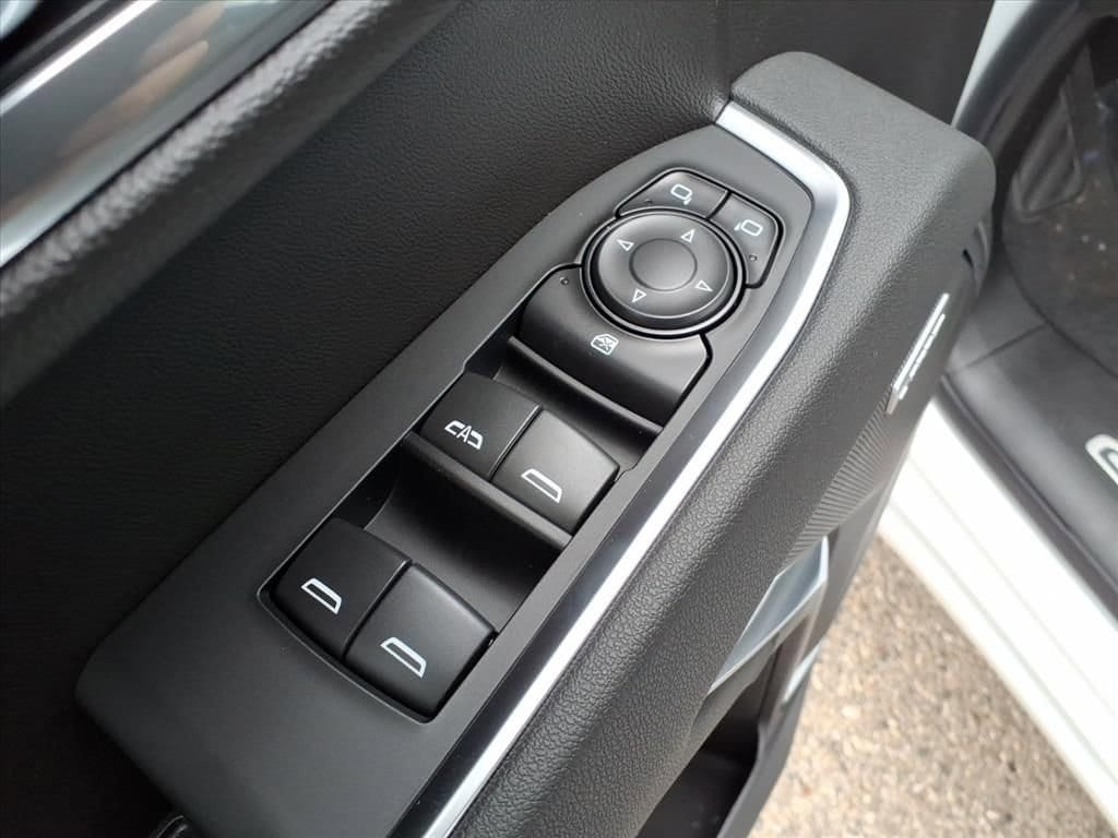 Thumbnail: 2026 Chevrolet Silverado 1500 - 14