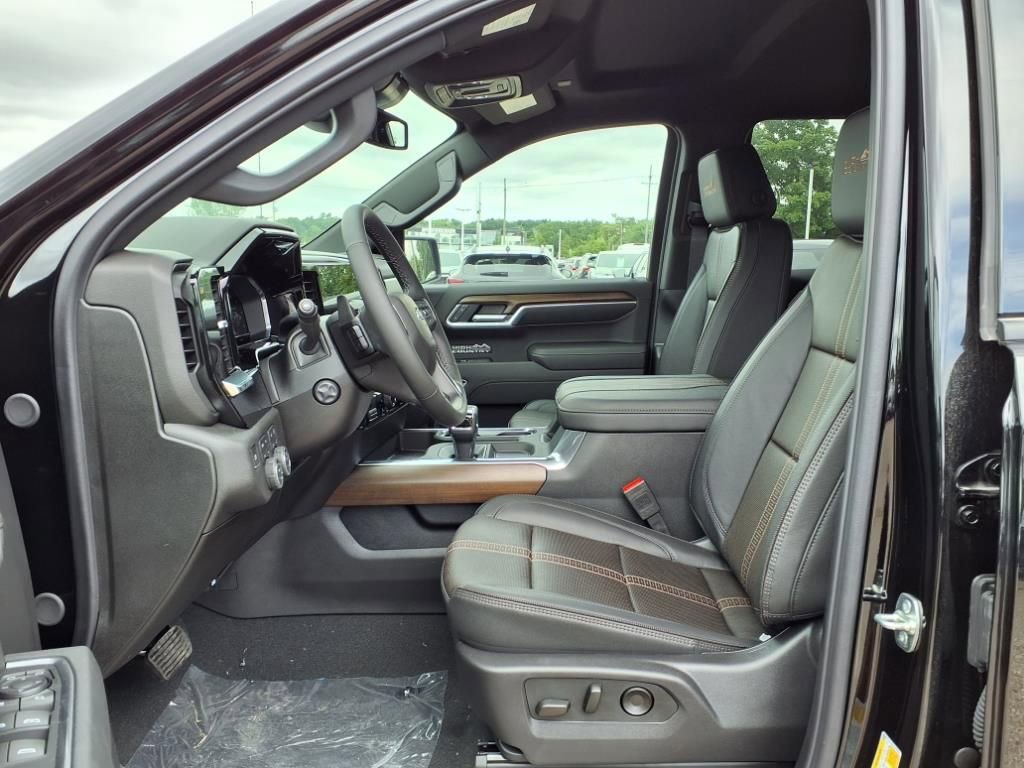 Thumbnail: 2025 Chevrolet Silverado 1500 - 12