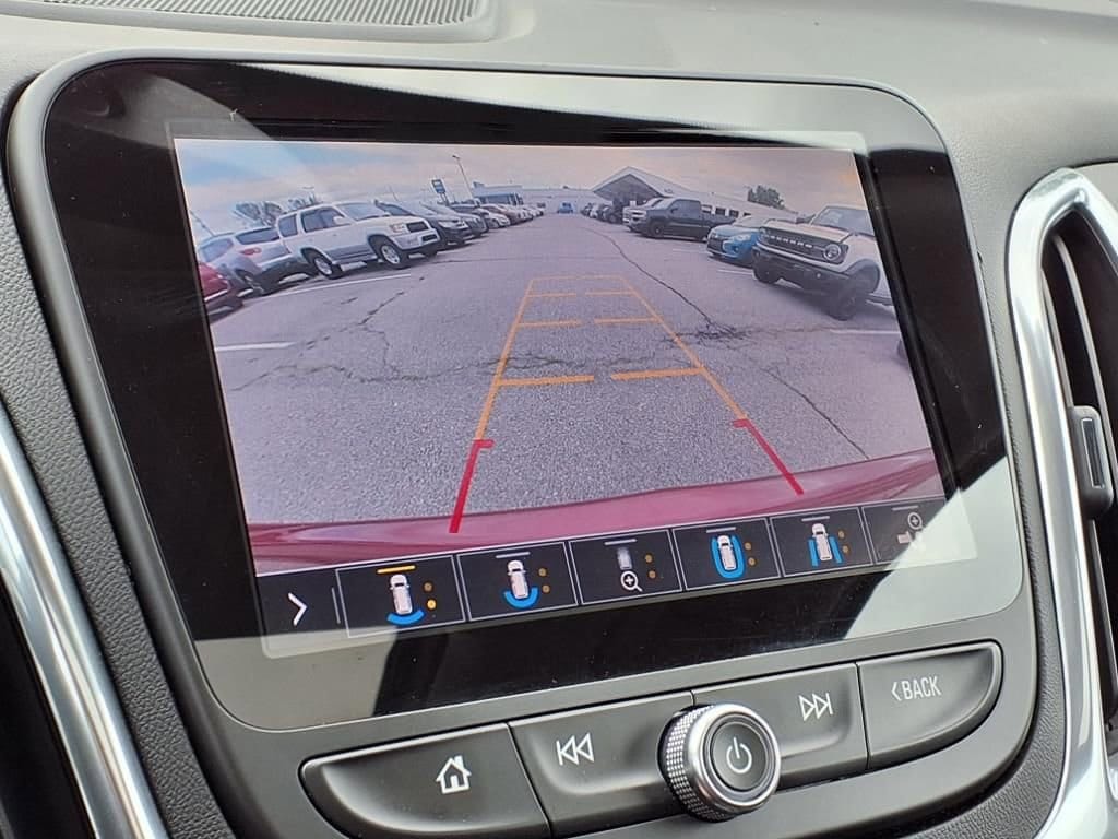 Thumbnail: 2020 Chevrolet Equinox - 23