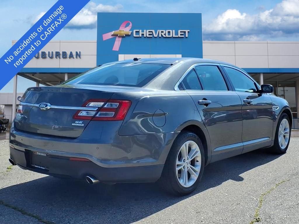 Thumbnail: 2016 Ford Taurus - 5