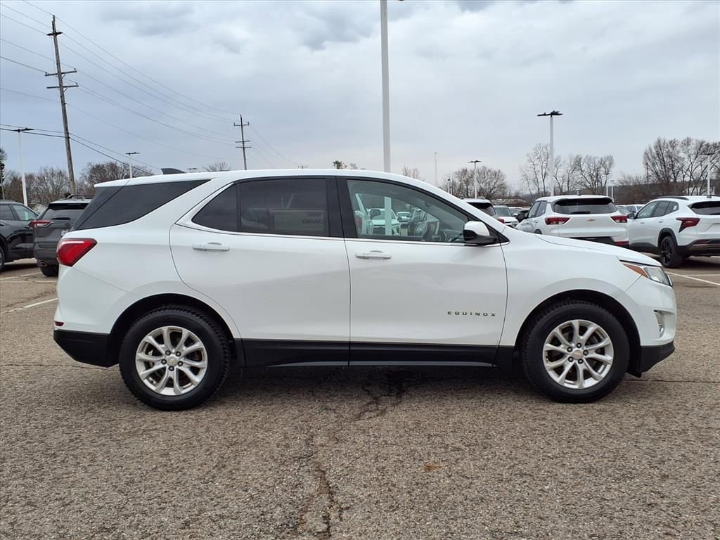 Thumbnail: 2018 Chevrolet Equinox - 4