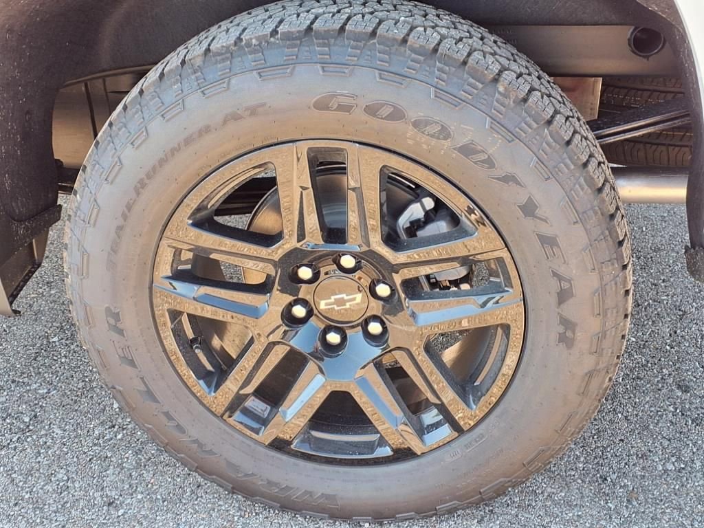 Thumbnail: 2025 Chevrolet Silverado 1500 - 7