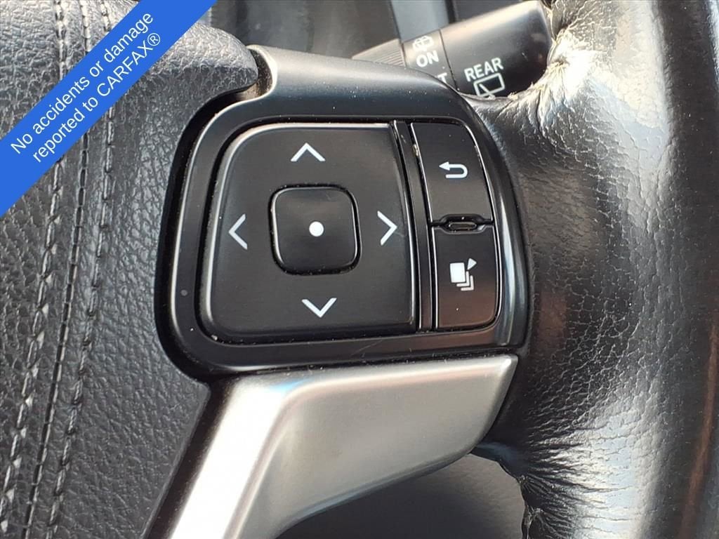 Thumbnail: 2016 Toyota Sienna - 27