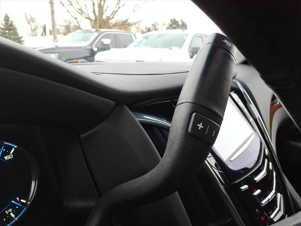 Thumbnail: 2017 Cadillac Escalade - 22