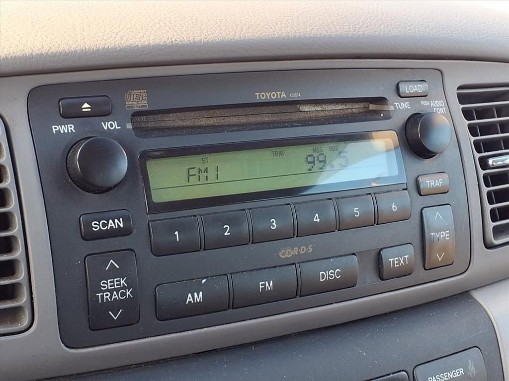 Thumbnail: 2005 Toyota Corolla - 20