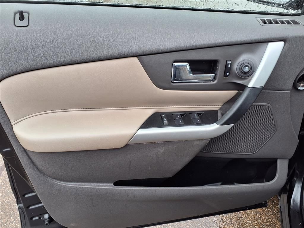 Thumbnail: 2012 Ford Edge - 14