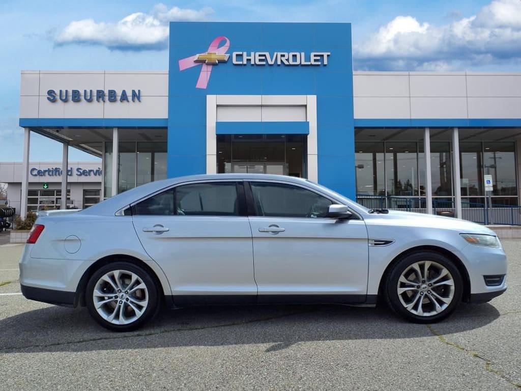 Thumbnail: 2013 Ford Taurus - 4