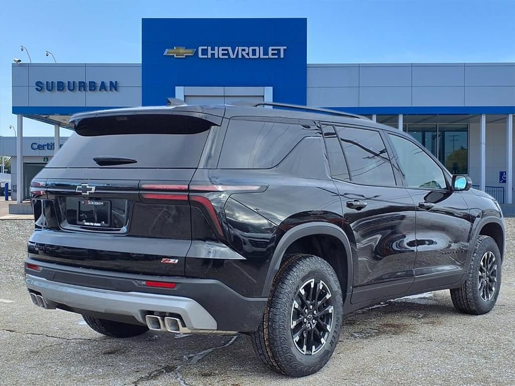 Thumbnail: 2026 Chevrolet Traverse - 4