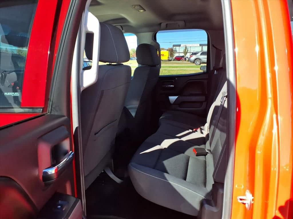 Thumbnail: 2016 Chevrolet Silverado 1500 - 11