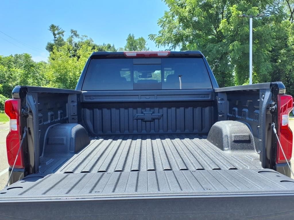 Thumbnail: 2026 Chevrolet Silverado 1500 - 7