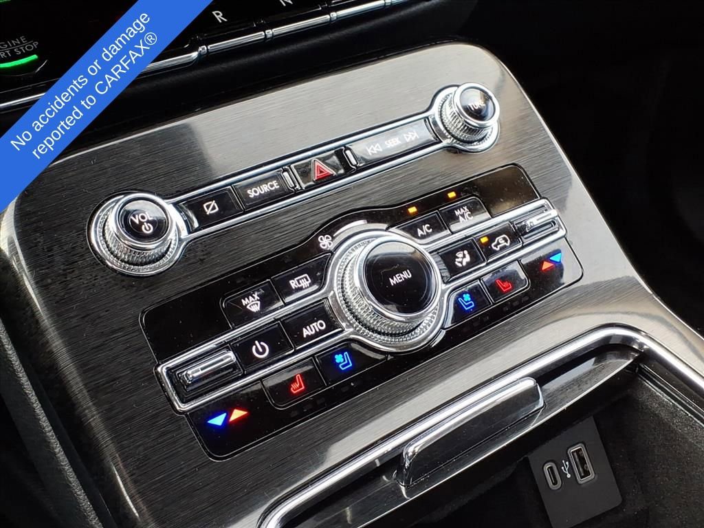 Thumbnail: 2023 Lincoln Nautilus - 25